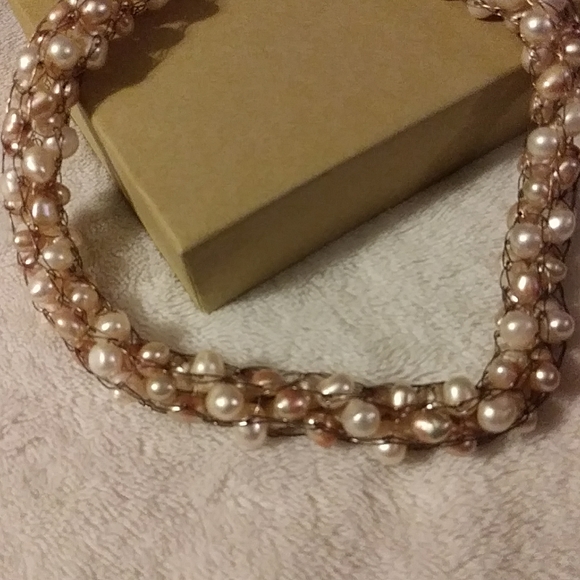 Hand Woven Pearl Necklace - Picture 3 of 5